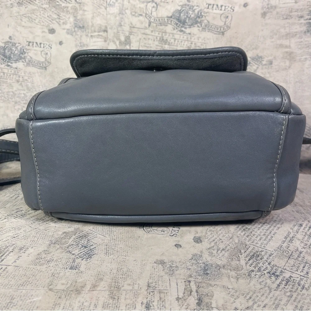 La Bagagerie Gray Leather Crossbody Bag Multi Pocket Organizer Messenger Purse